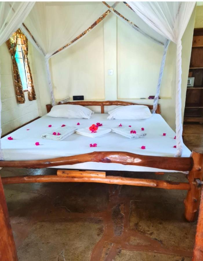 African Dream Cottages - Diani Beach Eksteriør billede