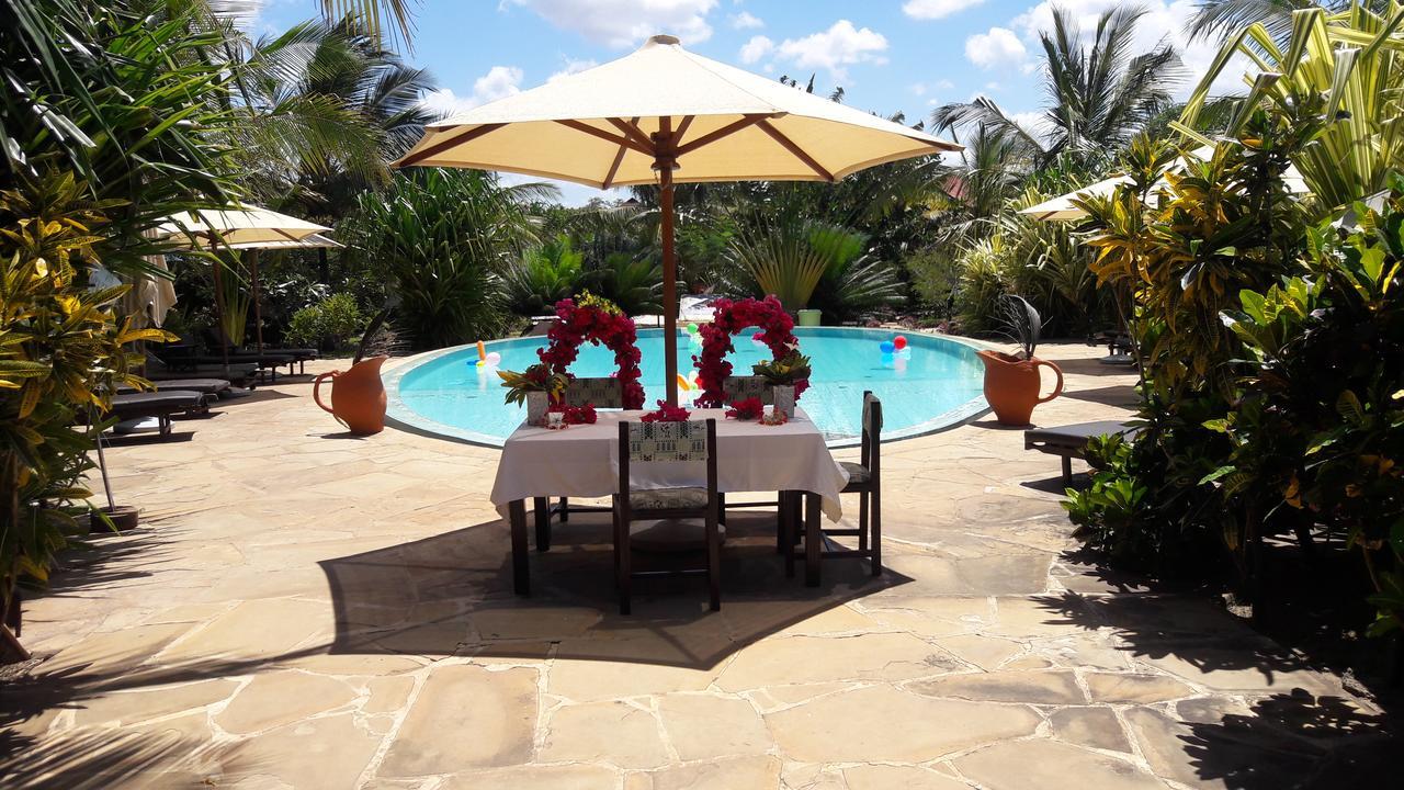 African Dream Cottages - Diani Beach Eksteriør billede