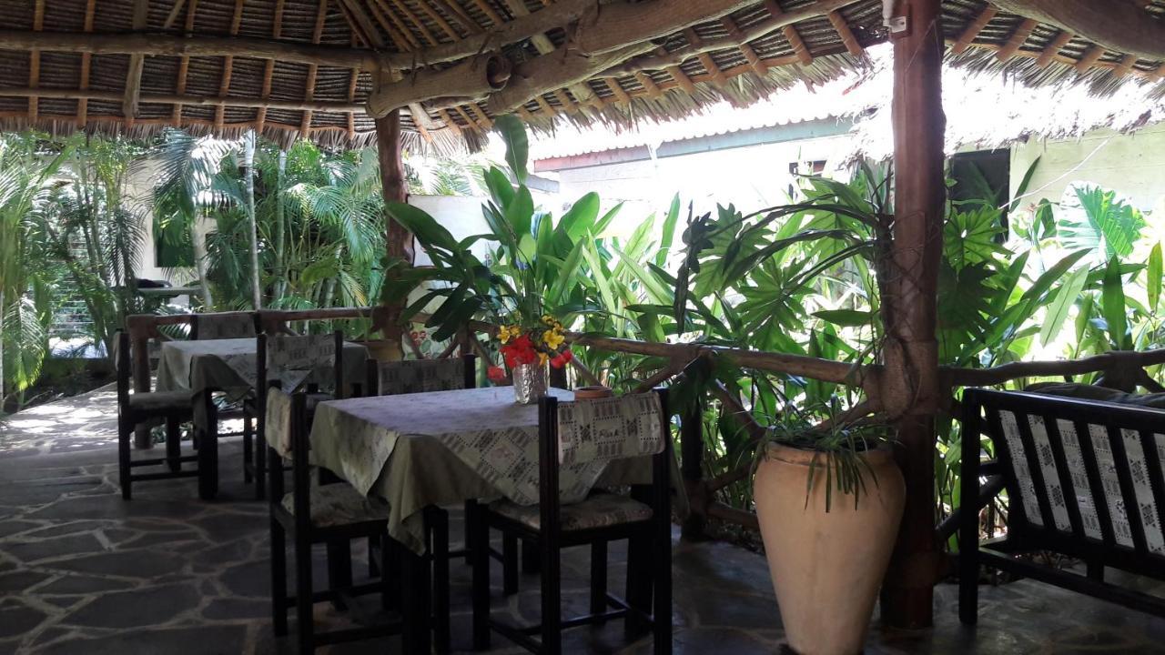 African Dream Cottages - Diani Beach Eksteriør billede